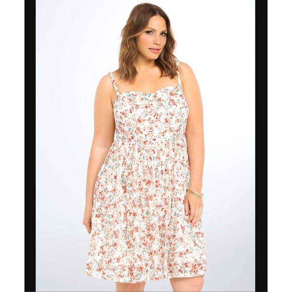 Torrid Lace Dress 3X 22 24 White Floral Overlay Sweetheart Neck Lined Ditsy EUC - Picture 4 of 16